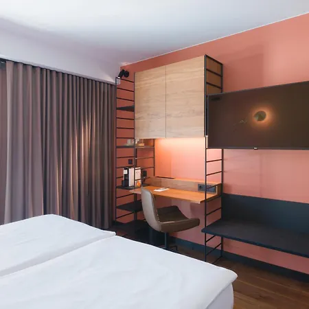 Emilu Design 4* Stuttgart