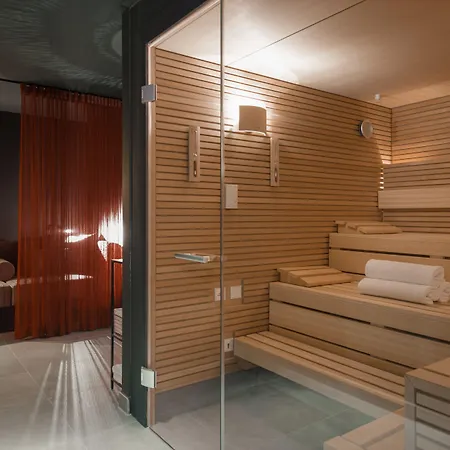 Szálloda Emilu Design 4*