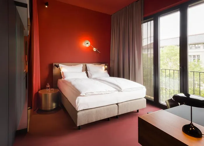 Emilu Design Hotel 4*