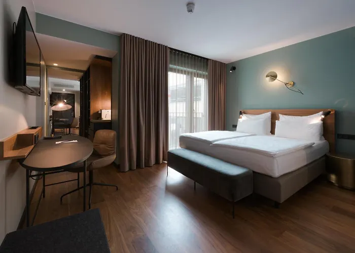 Emilu Design 4* Štutgart