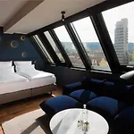 Ξενοδοχείο Emilu Design 4*