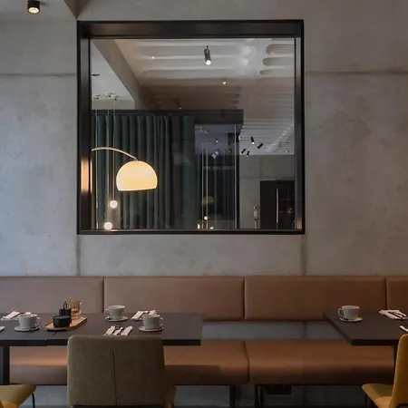 Hotel Emilu Design