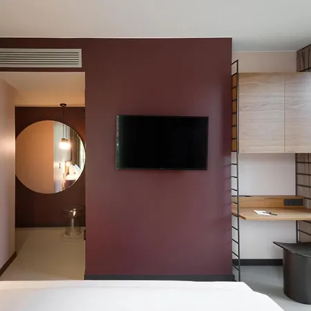 Emilu Design Hotel