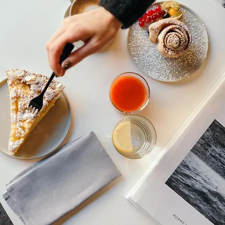 Hotel Emilu Design 4*