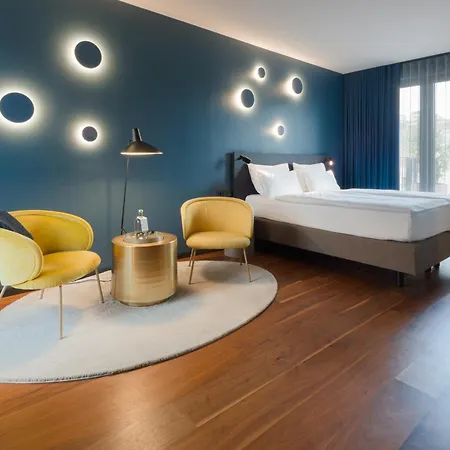 Emilu Design Hotel 4*