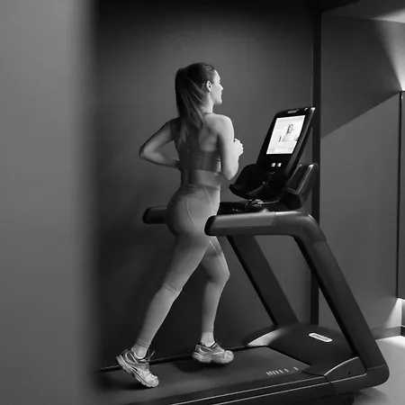 Emilu Design Hotel 4*