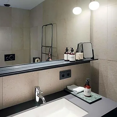 Emilu Design Szálloda 4*