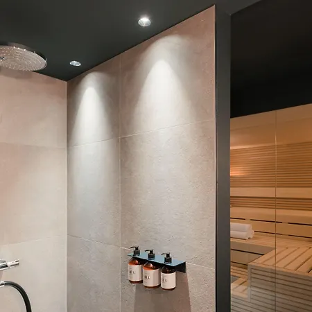 Emilu Design Hotel 4*