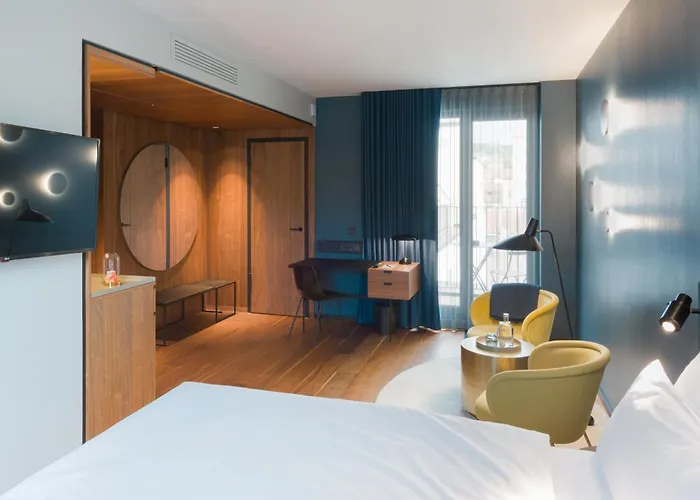 Emilu Design 4* Stuttgart