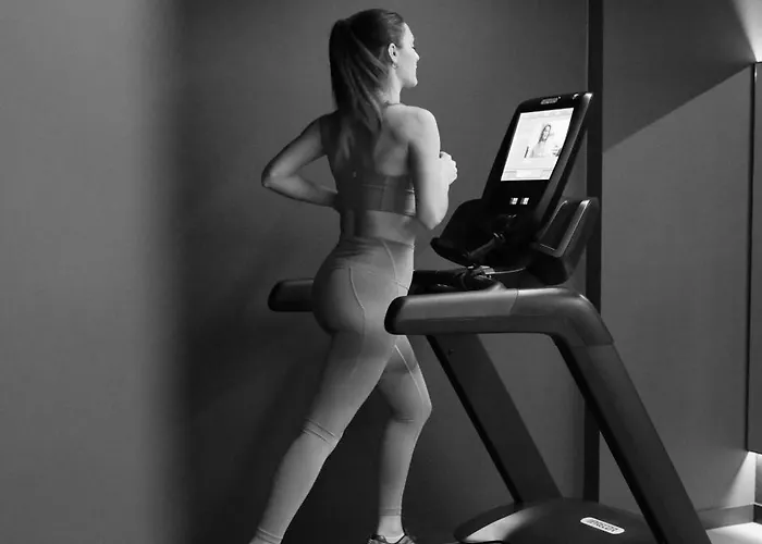 Emilu Design Hotel 4*