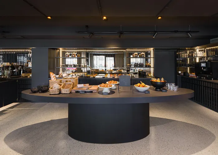 Emilu Design Hotel 4*