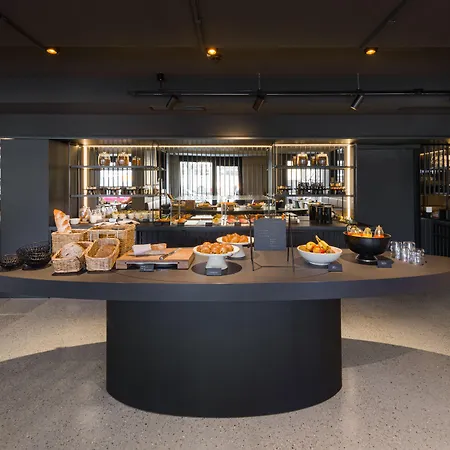 Emilu Design Hotel 4*