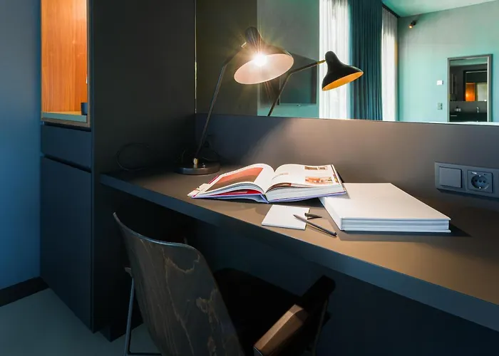 Emilu Design 4* שטוטגרט