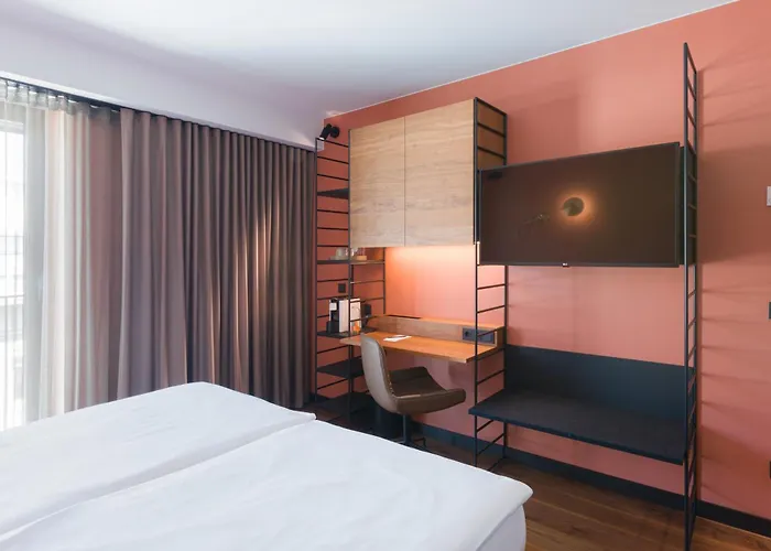 Emilu Design 4* שטוטגרט